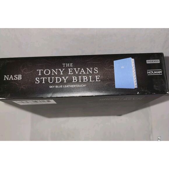 NASB Tony Evans Study Bible, Powder Blue LeatherTouch, Indexed, Black Letter, S, - Picture 7 of 7